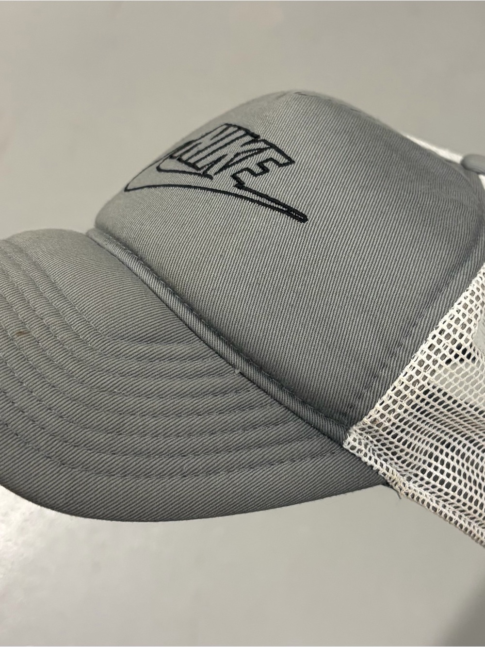 Nike Gray Front White Mesh Trucker Cap with Black Embroidered Logo - Picture 2 of 3